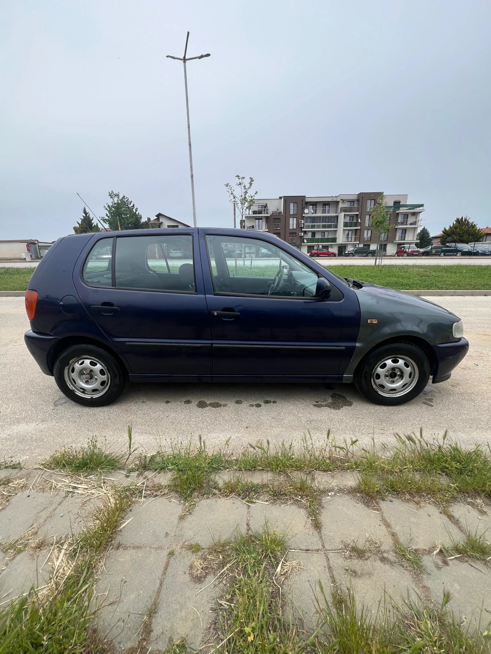 VW Polo 1.4i, снимка 3 - Автомобили и джипове - 54693461