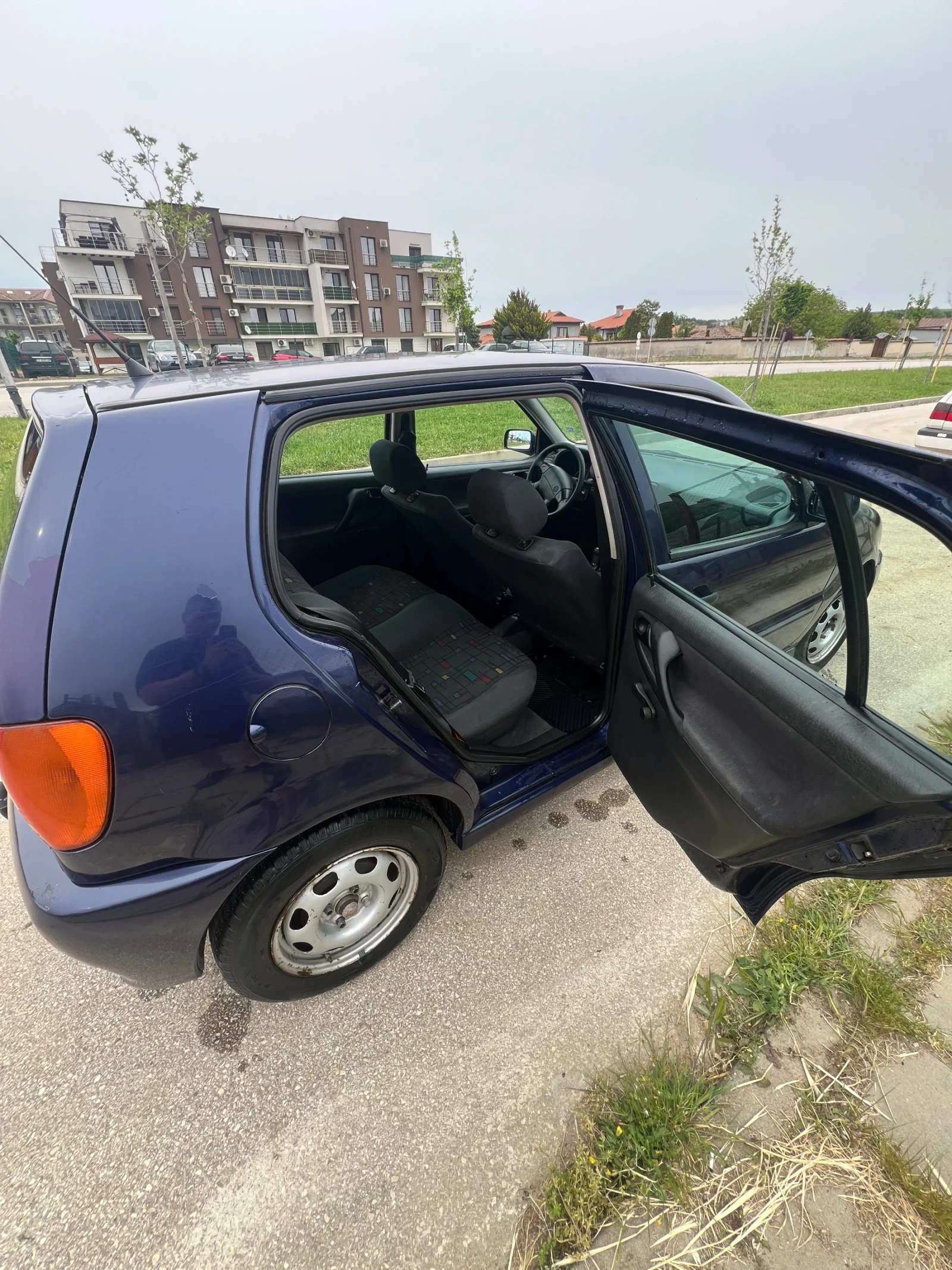 VW Polo 1.4i, снимка 8 - Автомобили и джипове - 54693461