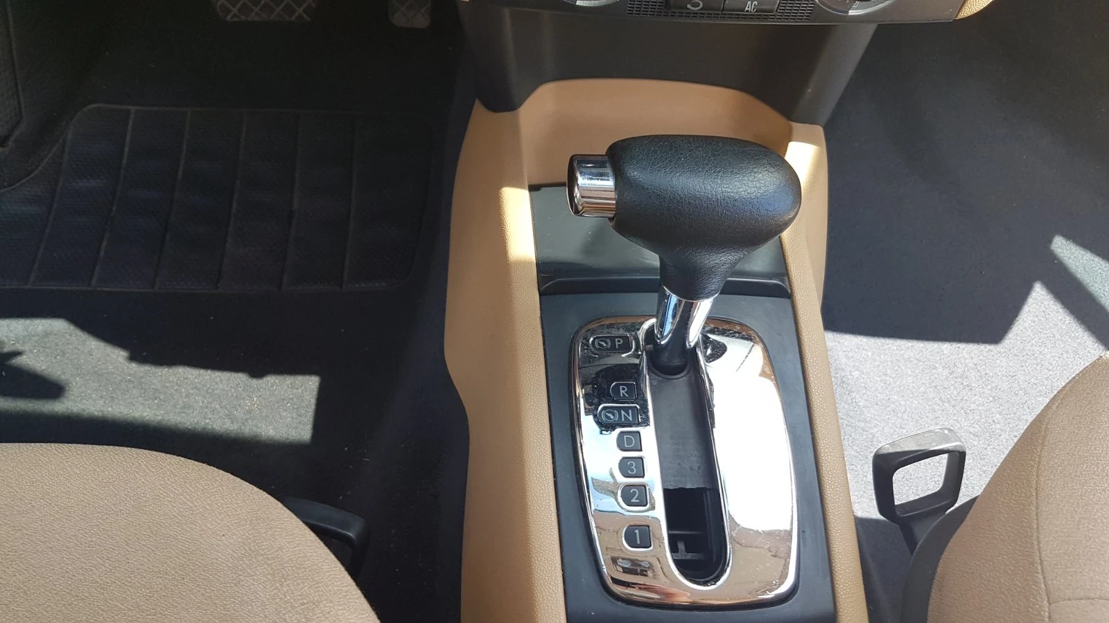 Skoda Fabia, снимка 5 - Автомобили и джипове - 54916731