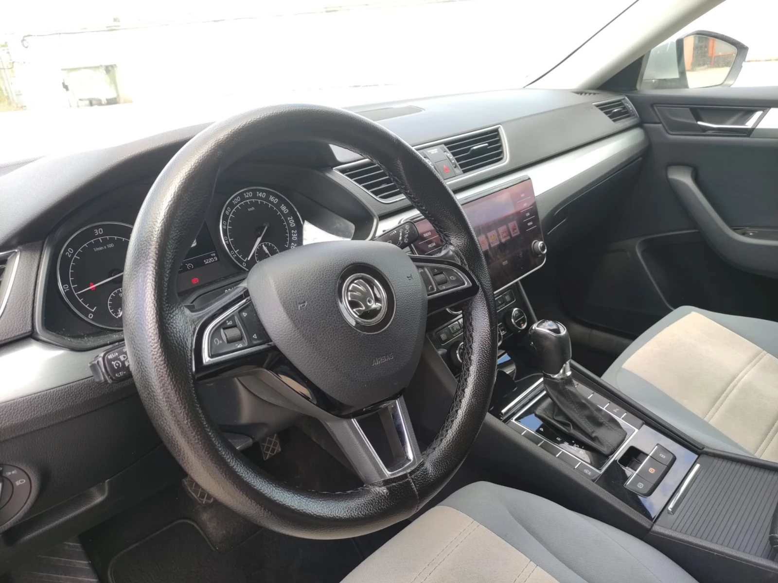 Skoda Superb, снимка 7 - Автомобили и джипове - 54943288