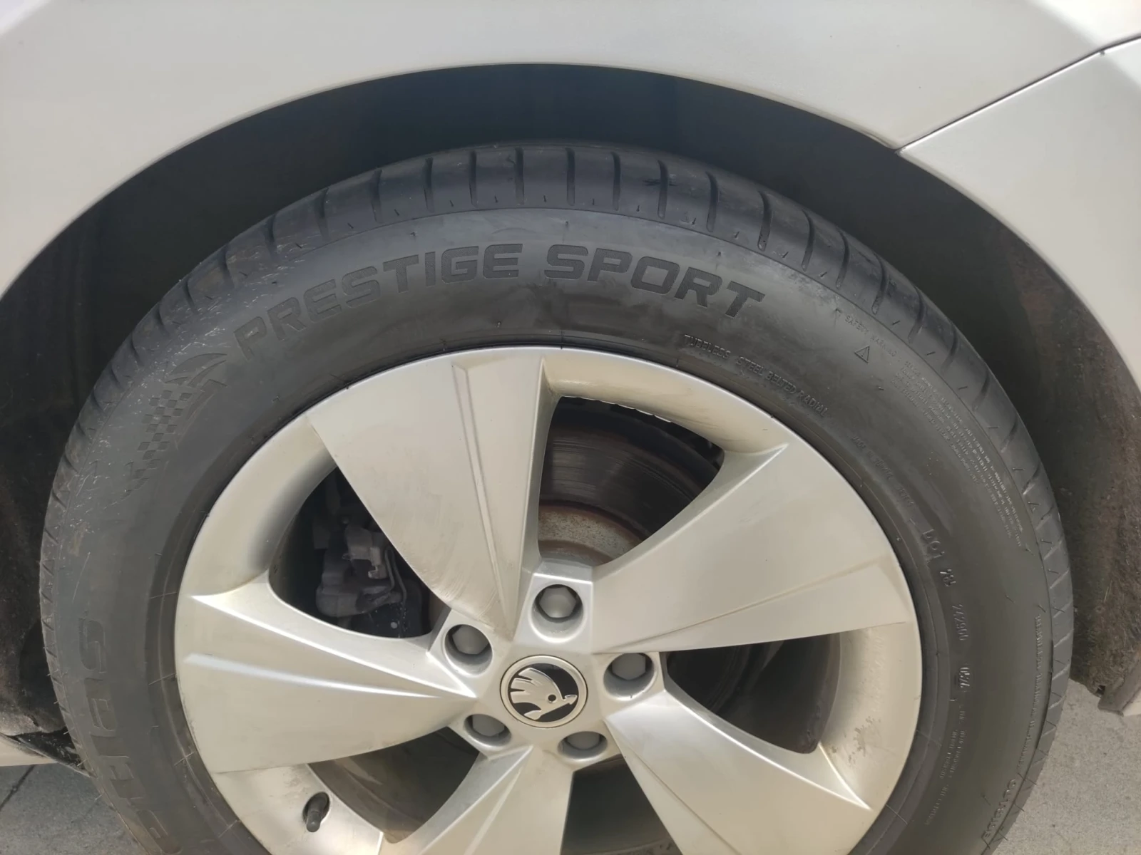 Skoda Superb, снимка 13 - Автомобили и джипове - 54943288