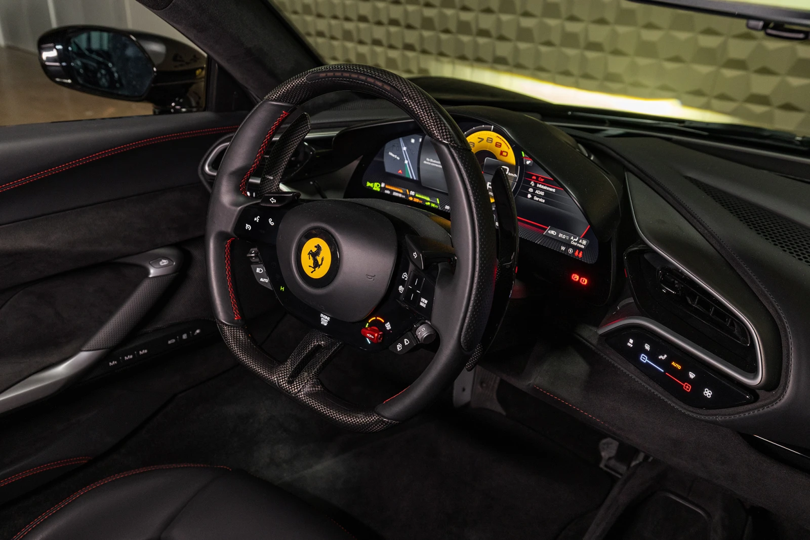 Ferrari 296GTB | Carbon | Front Lift | JBL Premium Sound System |, снимка 10 - Автомобили и джипове - 55395881