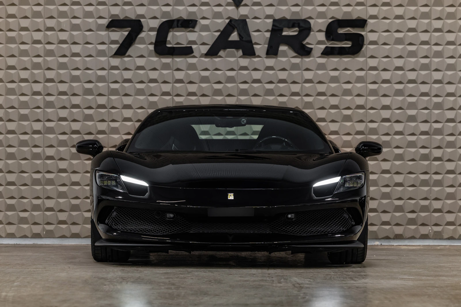 Ferrari 296GTB | Carbon | Front Lift | JBL Premium Sound System |, снимка 2 - Автомобили и джипове - 55395881