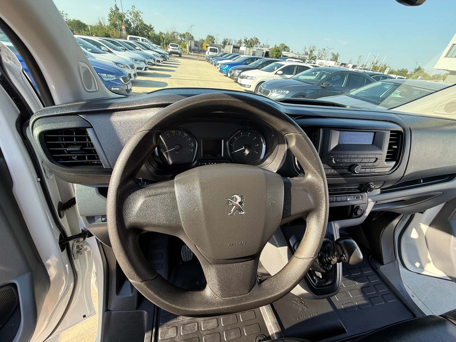 Peugeot Expert LONG PREMIUM 2.0 HDI, снимка 14 - Автомобили и джипове - 55636699