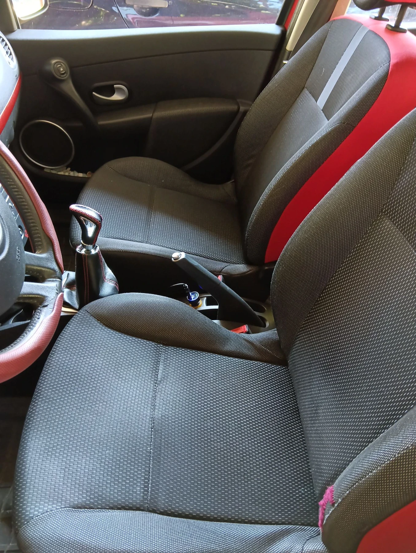 Renault Clio Clio 3 , снимка 10 - Автомобили и джипове - 55770126