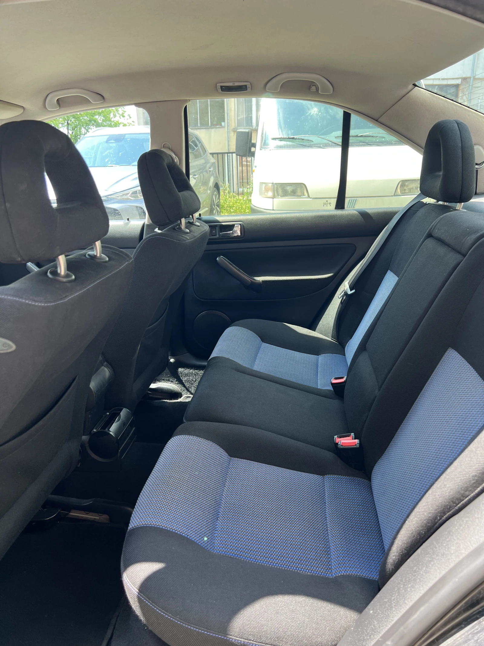 VW Bora, снимка 8 - Автомобили и джипове - 55780671