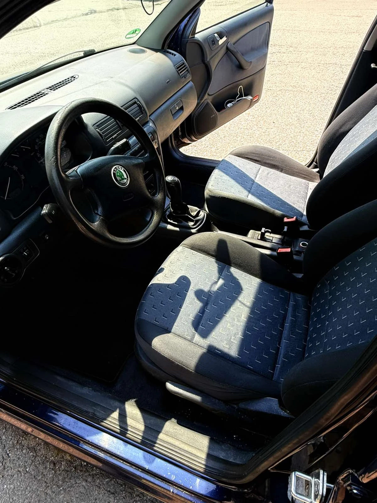 Skoda Octavia 1.6i, снимка 11 - Автомобили и джипове - 56132006