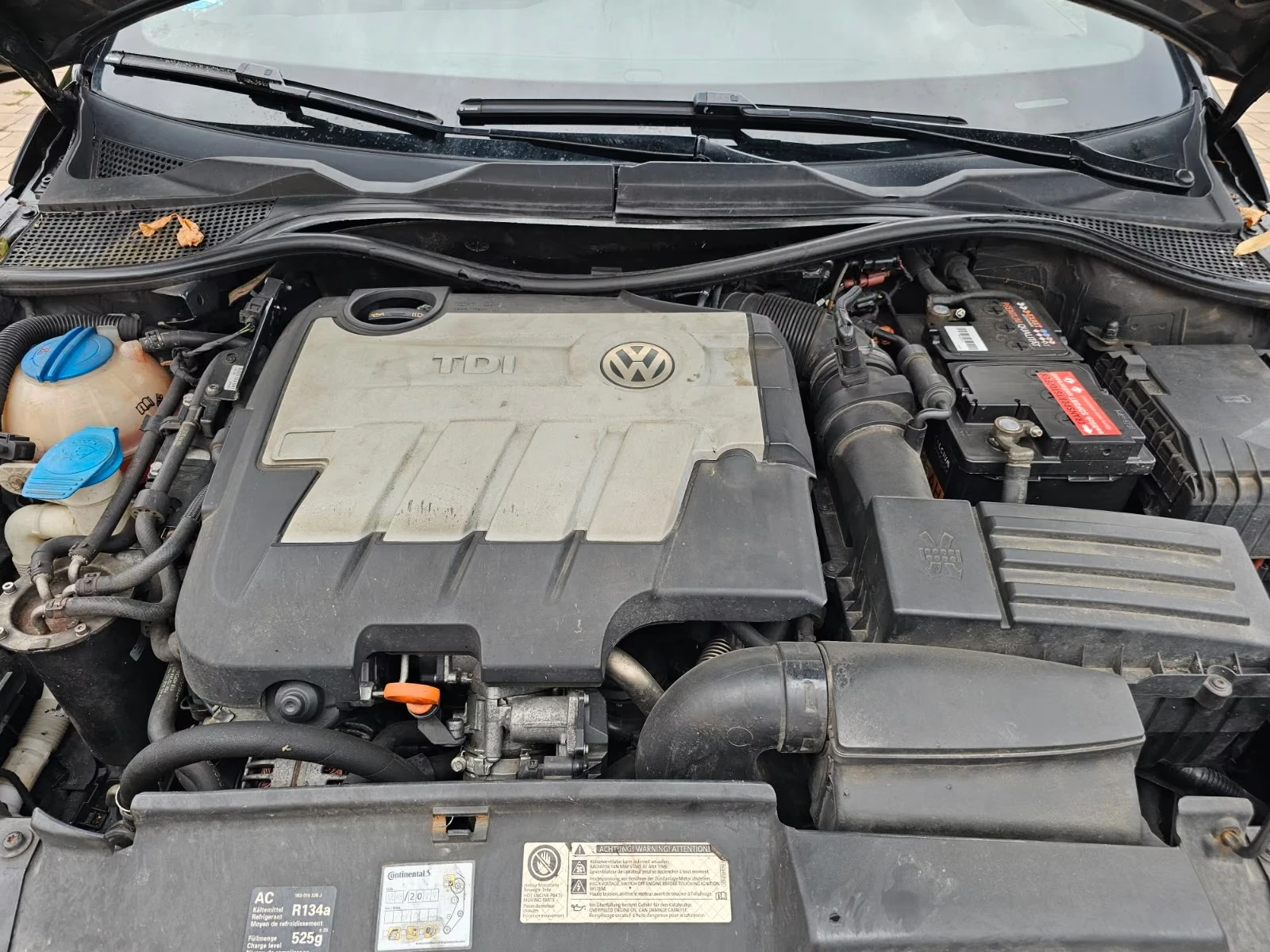 VW Scirocco 2.0 TDI 140 PS, снимка 14 - Автомобили и джипове - 55885685