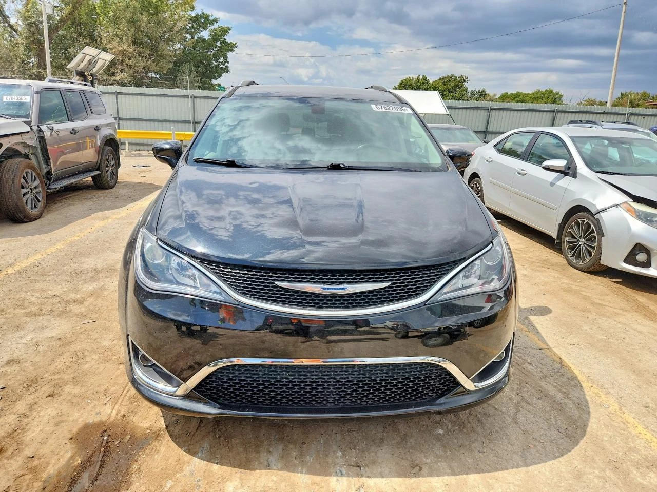 Chrysler Pacifica 3.6l Touring L, снимка 5 - Автомобили и джипове - 56025464