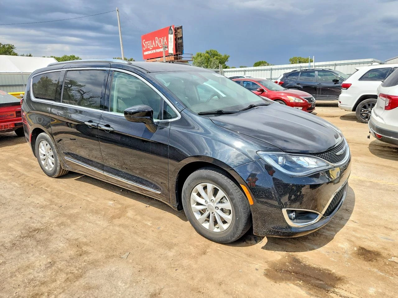 Chrysler Pacifica 3.6l Touring L, снимка 4 - Автомобили и джипове - 56025464
