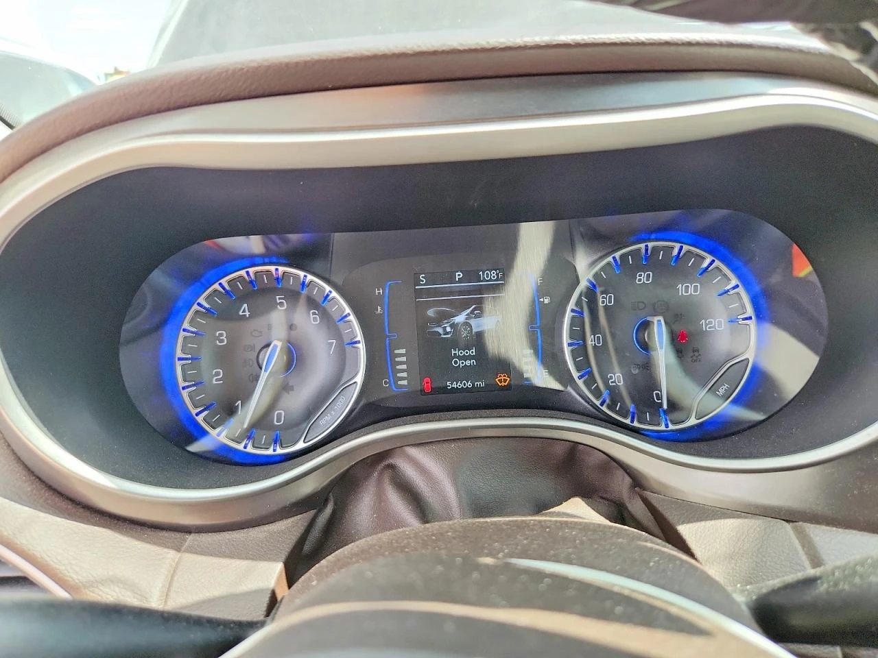 Chrysler Pacifica 3.6l Touring L, снимка 9 - Автомобили и джипове - 56025464
