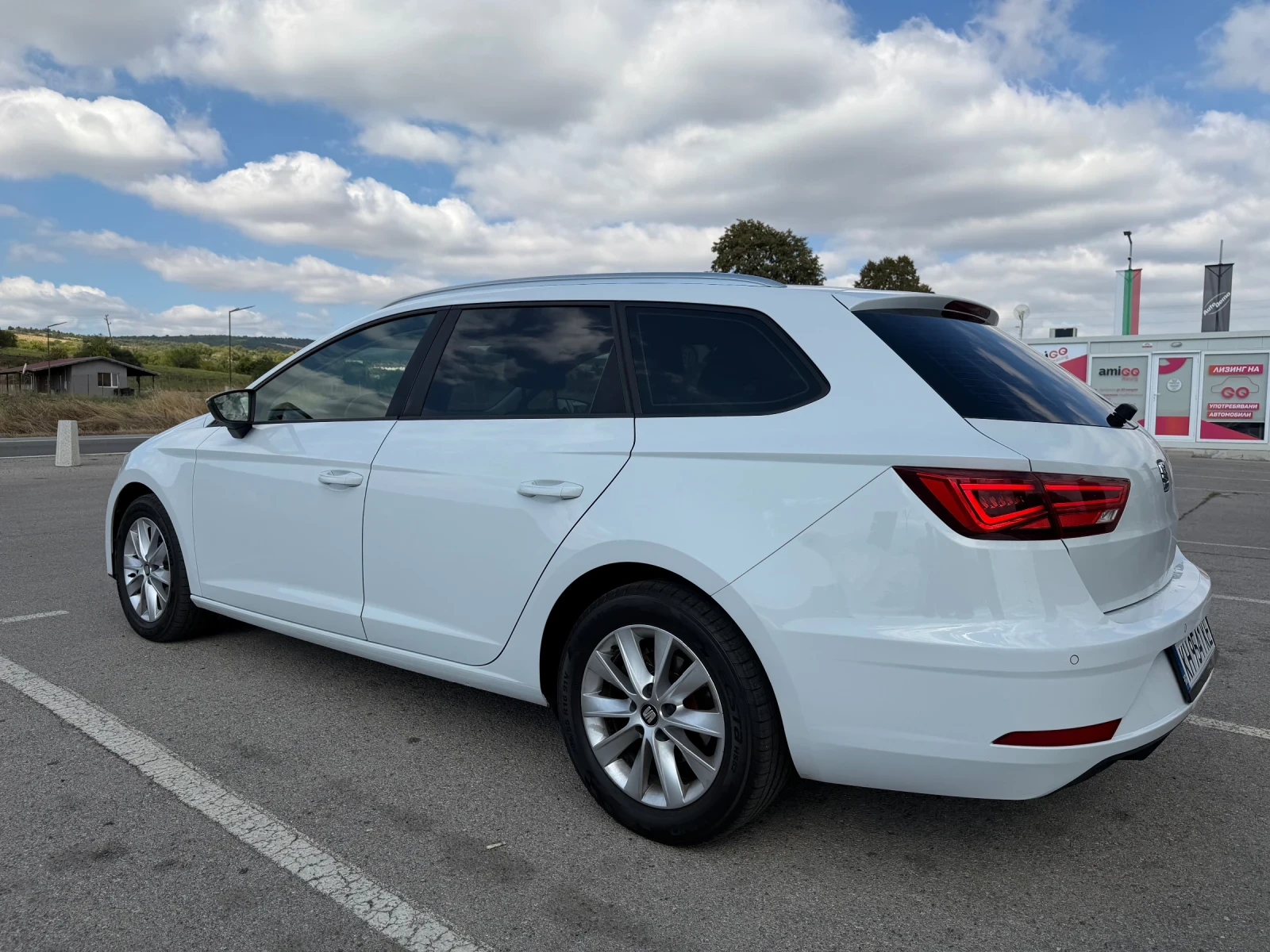 Seat Leon 1.6DSG, снимка 6 - Автомобили и джипове - 56058583