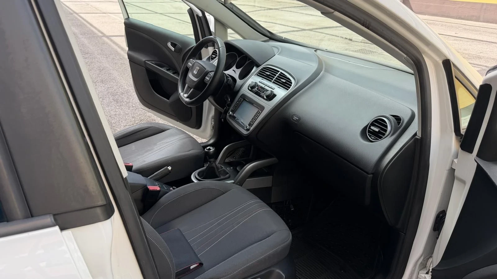 Seat Altea Xl, снимка 12 - Автомобили и джипове - 56125178