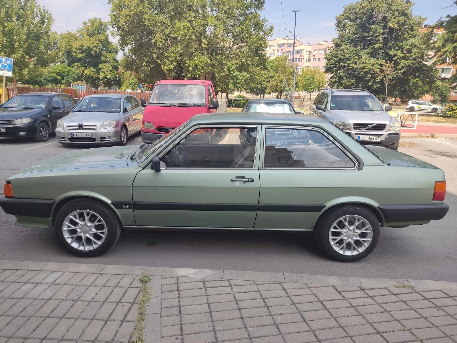 Audi 80 CC Coupe РЕТРО, снимка 5 - Автомобили и джипове - 56181318