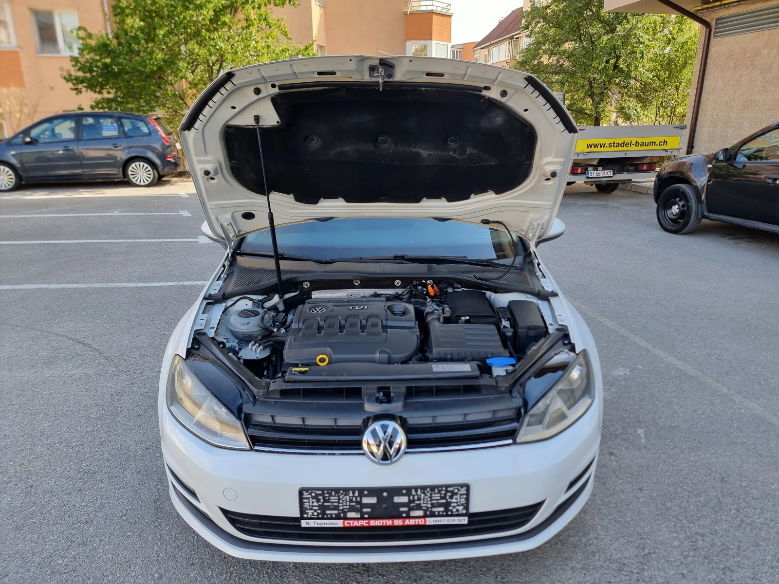 VW Golf 1.6TDI* AVTOMAT* DSG, снимка 16 - Автомобили и джипове - 56269955