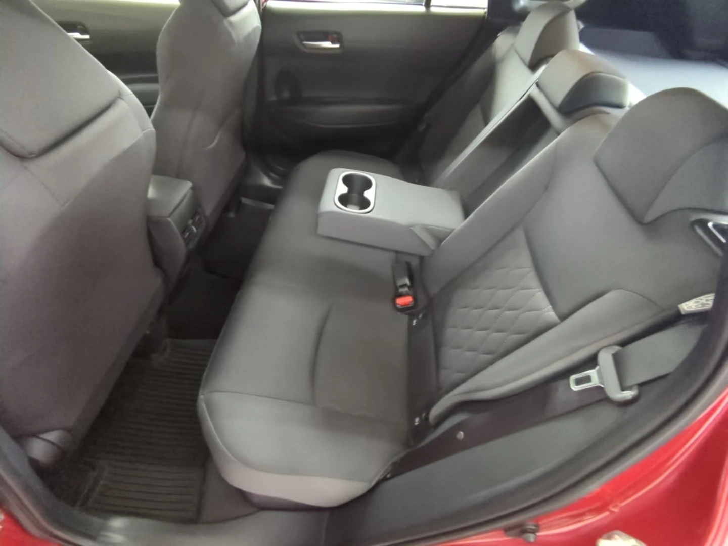Toyota Corolla Cross 2.0HEV/152HP/TEAM-D/CAM/NAVI/KLESS/108a | Mobile.bg � ����������� 12