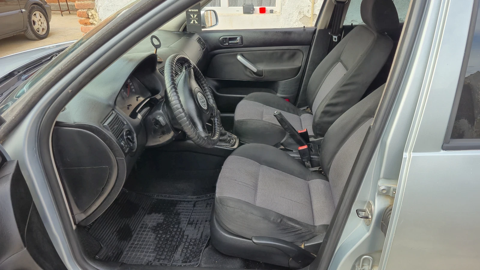VW Golf 1.9 TDI/131 Топ, снимка 10 - Автомобили и джипове - 56684887