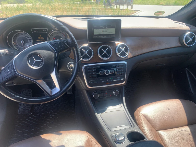 Mercedes-Benz GLA 220 4x4, снимка 12 - Автомобили и джипове - 46976994