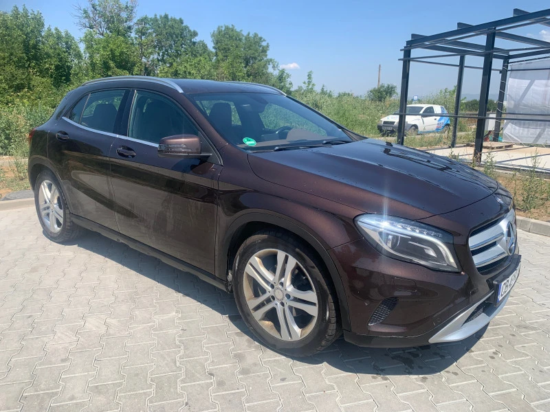 Mercedes-Benz GLA 220 4x4, снимка 4 - Автомобили и джипове - 46976994