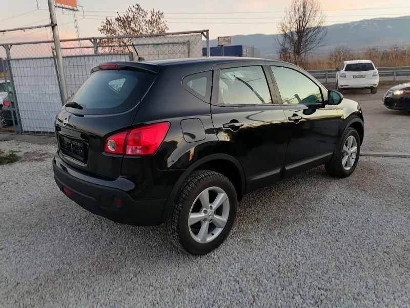 Nissan Qashqai, снимка 5 - Автомобили и джипове - 48611427