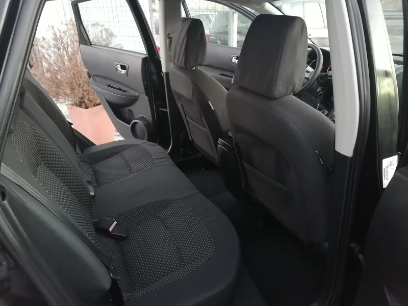 Nissan Qashqai, снимка 9 - Автомобили и джипове - 48611427