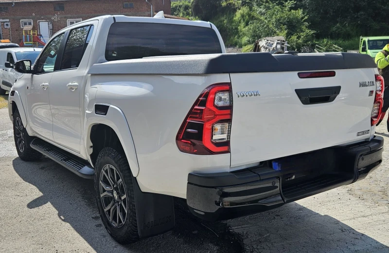 Toyota Hilux GR 2.4d, снимка 6 - Автомобили и джипове - 50275638