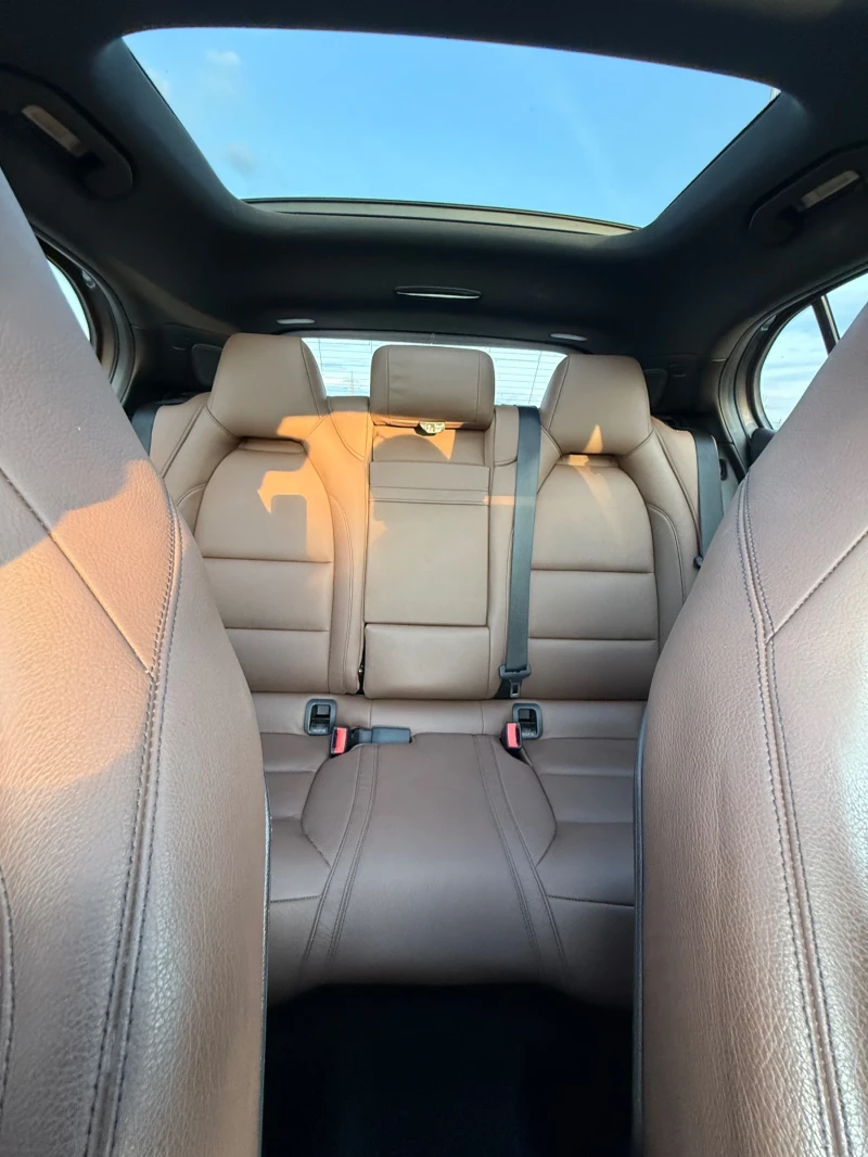 Mercedes-Benz GLA 250, снимка 13 - Автомобили и джипове - 52483201