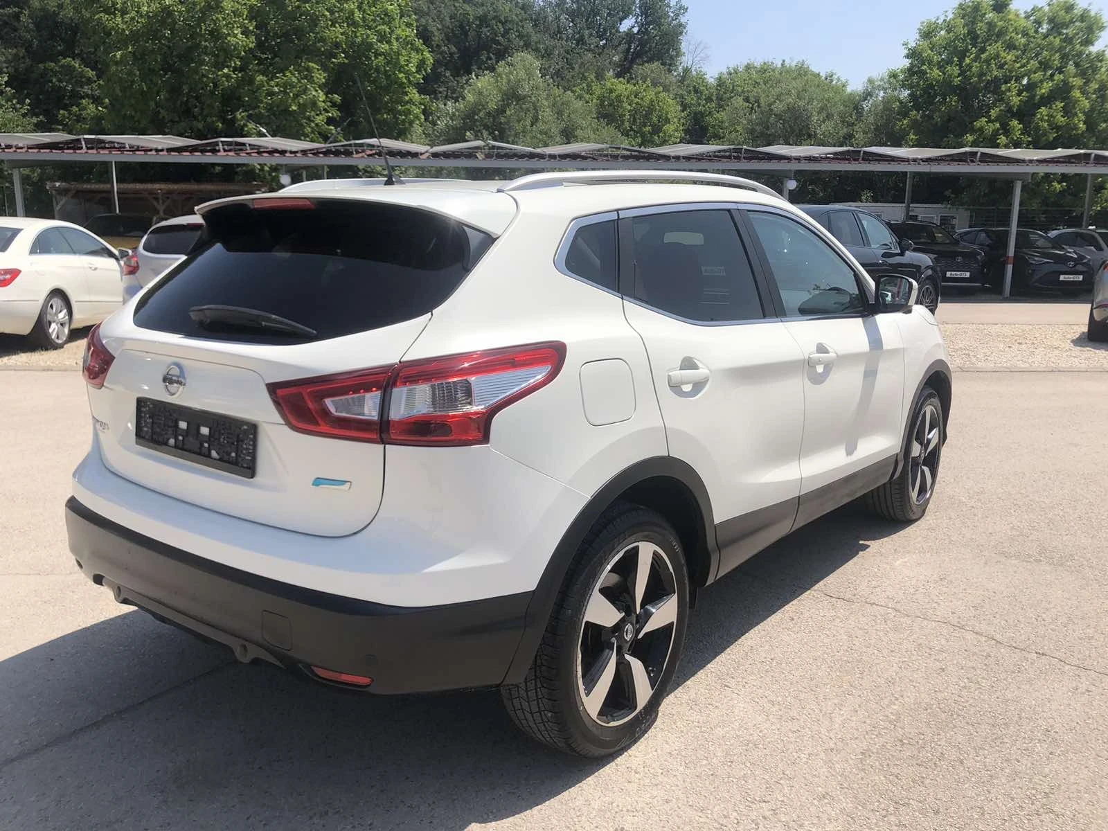 Nissan Qashqai PANORAMA  KAMERA 360 - изображение 4