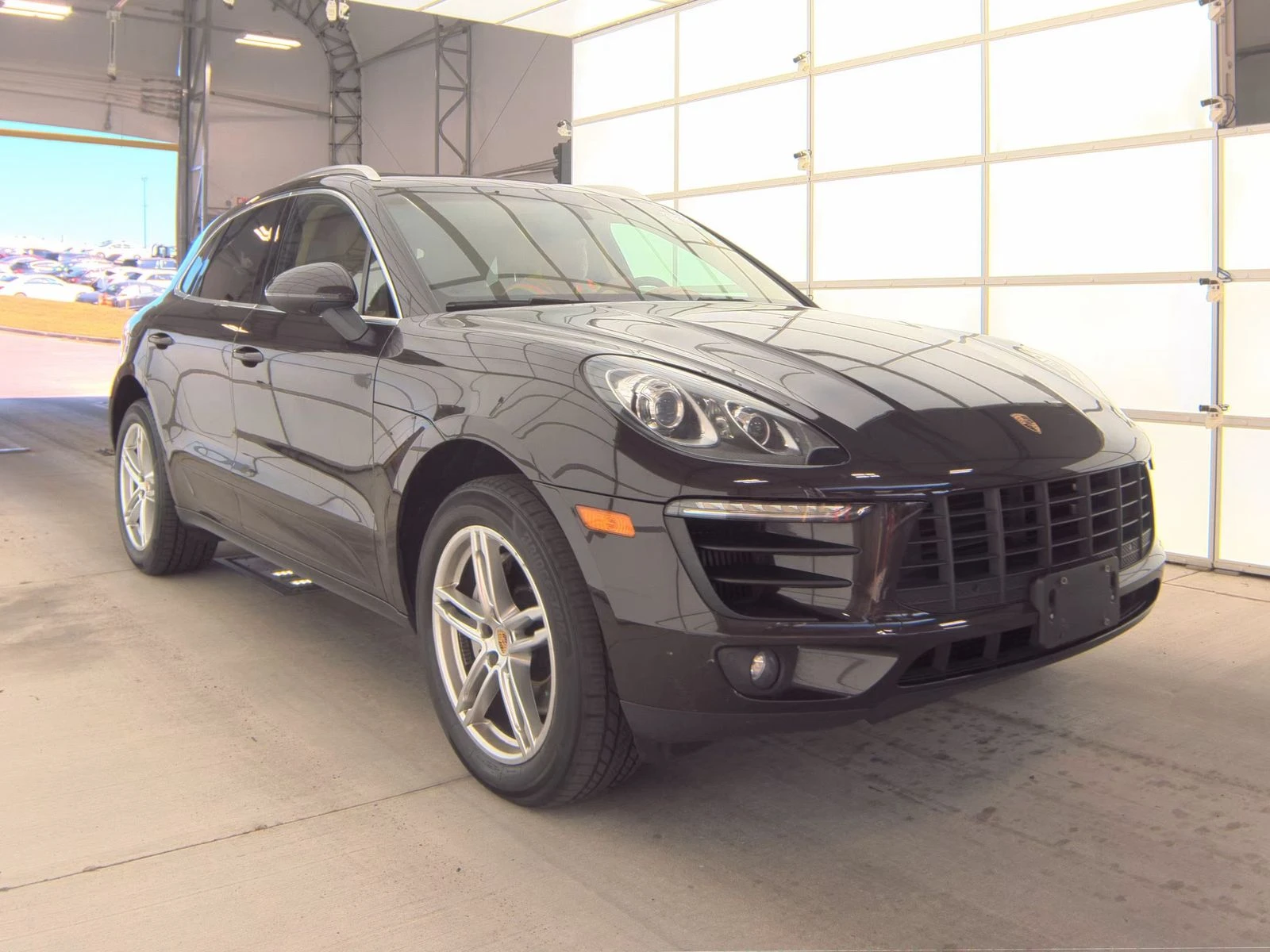 Porsche Macan S Обдух* BOSE* Ambient* М.Точка* Park Assist* Пано - изображение 3