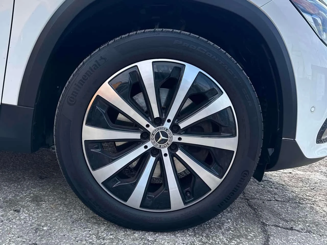 Mercedes-Benz GLA 250  CARFAX, снимка 7 - Автомобили и джипове - 54005956