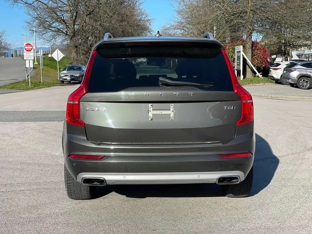 Volvo Xc90 * Momentum * 7 МЕСТНА* PANO* KEYLESS* ПОДГРЕВ* , снимка 4 - Автомобили и джипове - 54141868