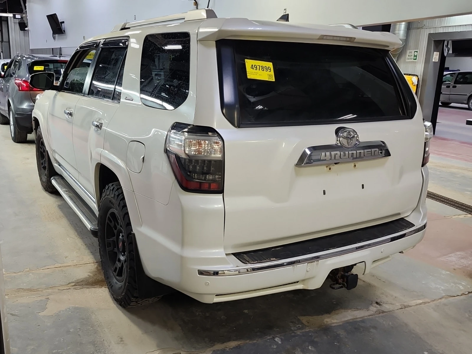 Toyota 4runner LIMITED/AWD/ЦЕНА ДО БЪЛГАРИЯ, снимка 3 - Автомобили и джипове - 54440927