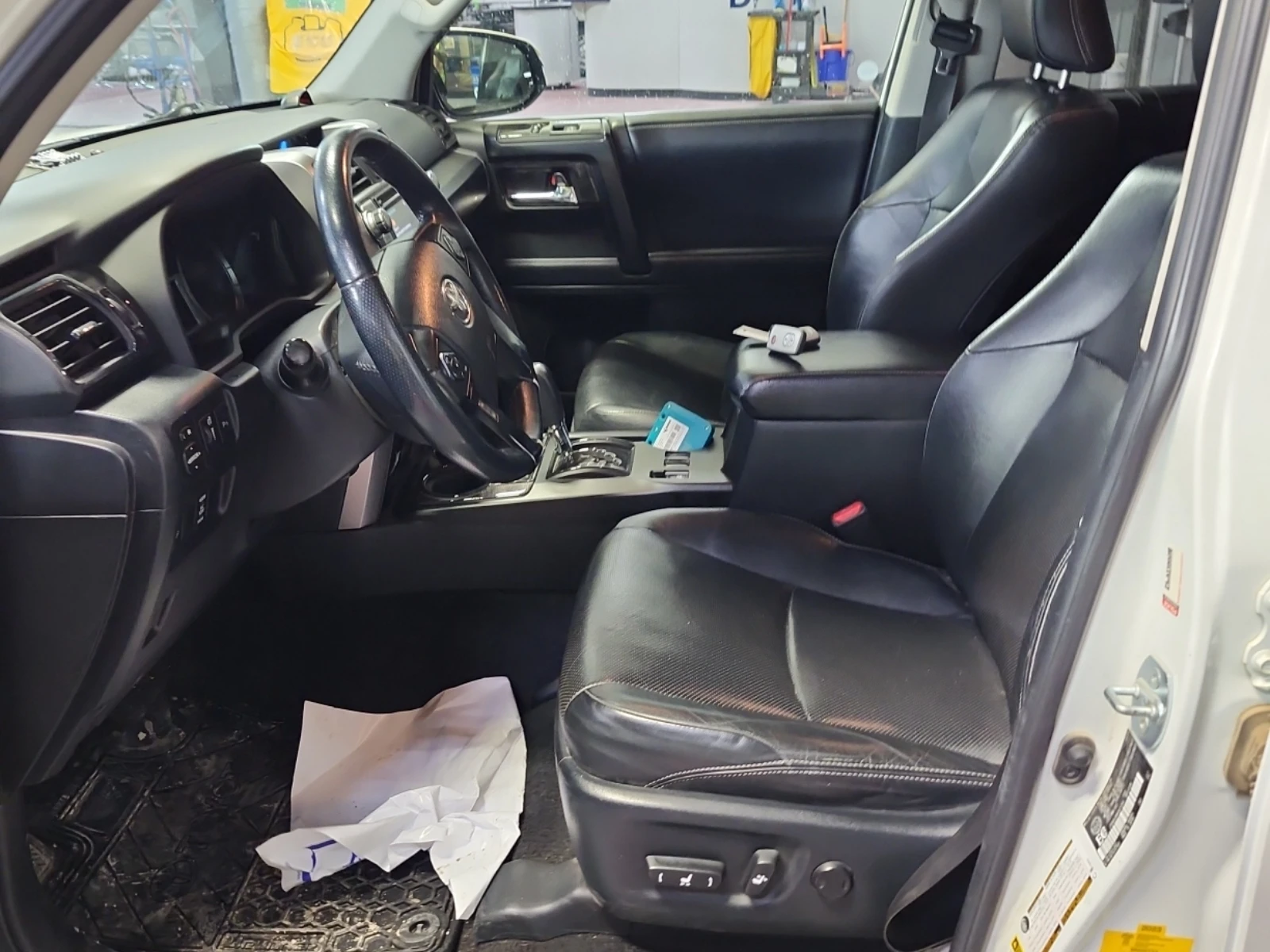 Toyota 4runner LIMITED/AWD/ЦЕНА ДО БЪЛГАРИЯ, снимка 9 - Автомобили и джипове - 54440927