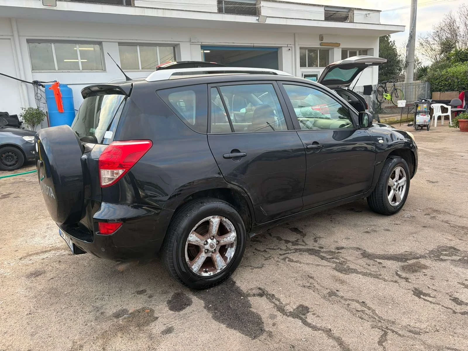 Toyota Rav4, снимка 3 - Автомобили и джипове - 54481993