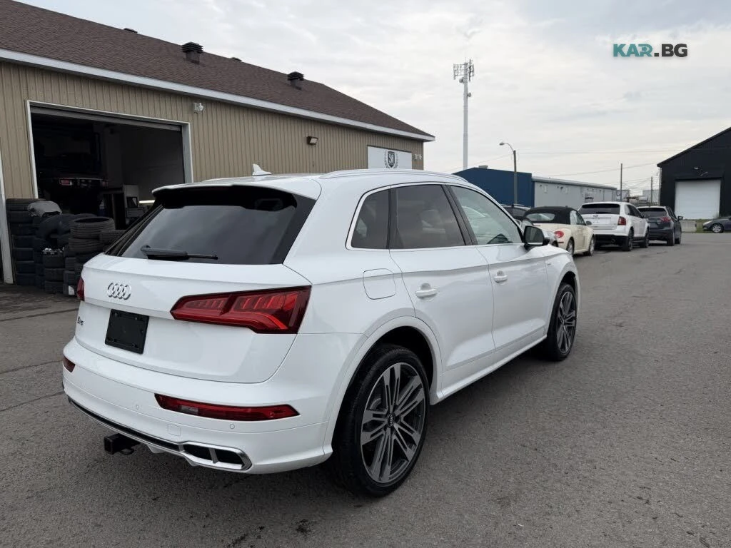 Audi SQ5 PROGRESIV * EXCLUSIVE * АвтоКредит * (ЦЕНА ДО БГ), снимка 4 - Автомобили и джипове - 54897319