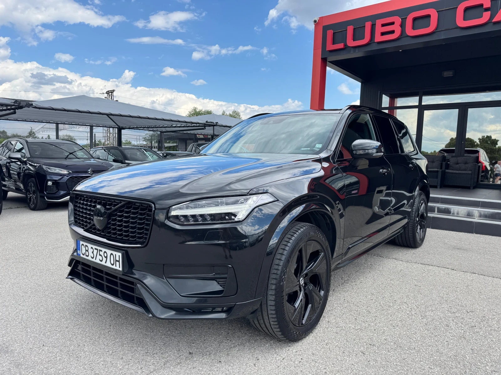 Volvo Xc90 B5* R-DESIGN* FACELIFT* BLACK EDITION* 7 МЕСТА* , снимка 2 - Автомобили и джипове - 55252806