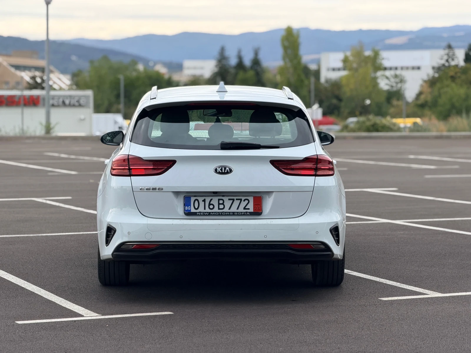 Kia Sportage 1.6CRDi-Лизинг през Уникредит , снимка 5 - Автомобили и джипове - 56079331