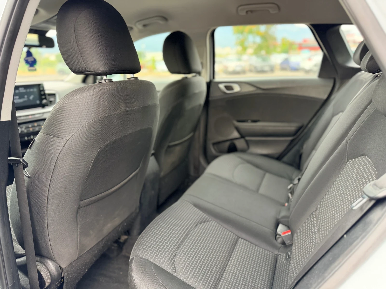 Kia Sportage 1.6CRDi-Лизинг през Уникредит , снимка 11 - Автомобили и джипове - 56079331