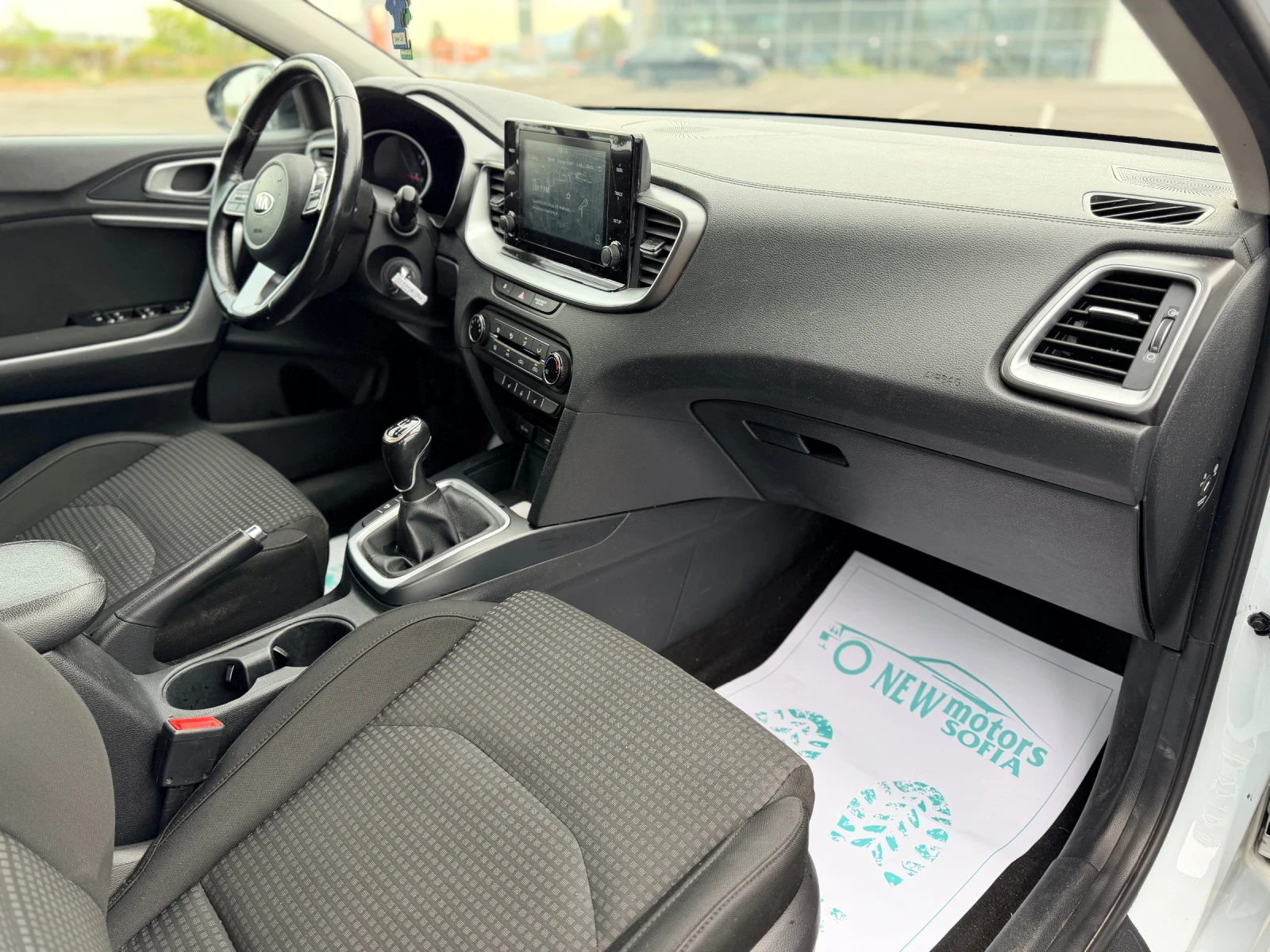 Kia Sportage 1.6CRDi-Лизинг през Уникредит , снимка 9 - Автомобили и джипове - 56079331
