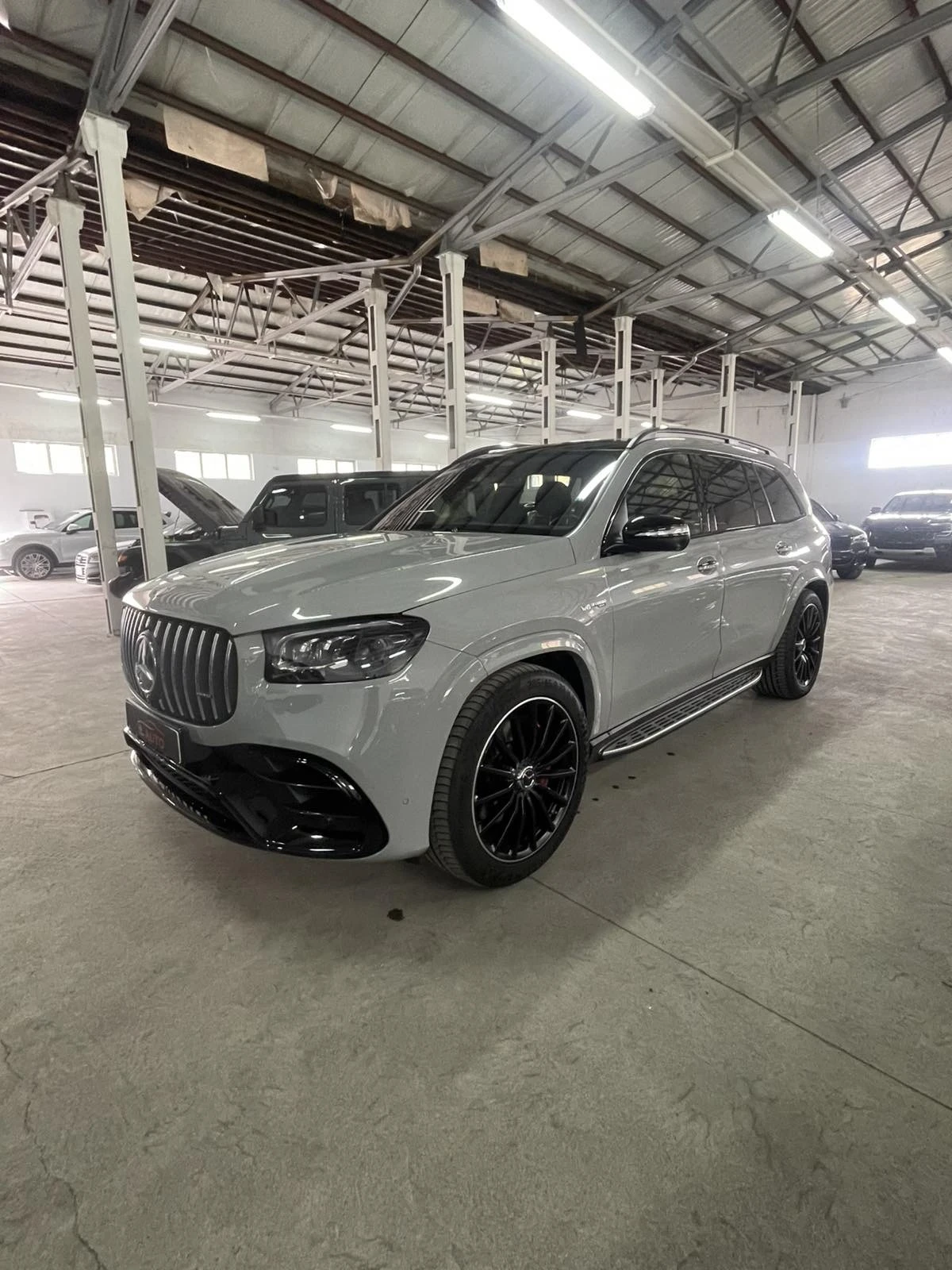 Mercedes-Benz GLS 63 AMG Burm 4D/Панор/вакум/обдух/ФУЛЛ!!!, снимка 2 - Автомобили и джипове - 56202102