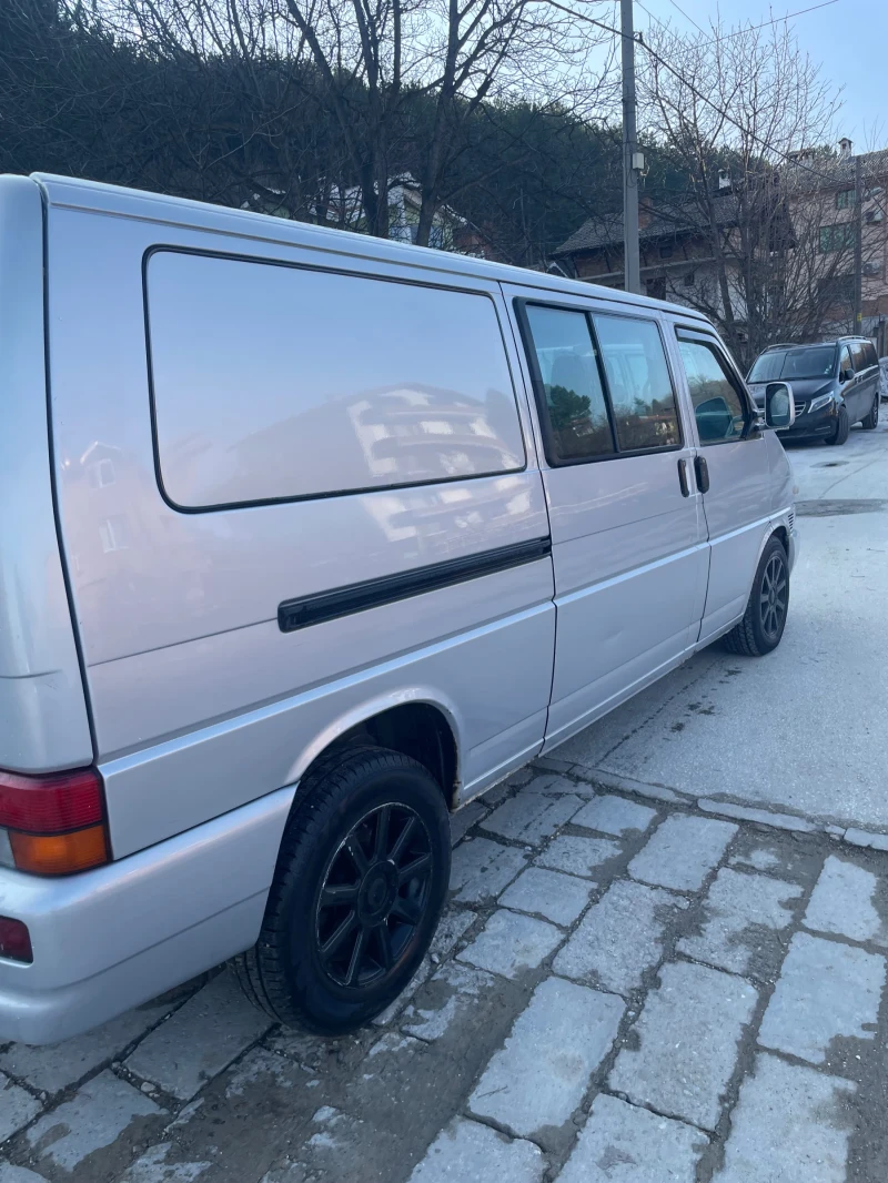 VW Caravelle, снимка 8 - Бусове и автобуси - 48561441