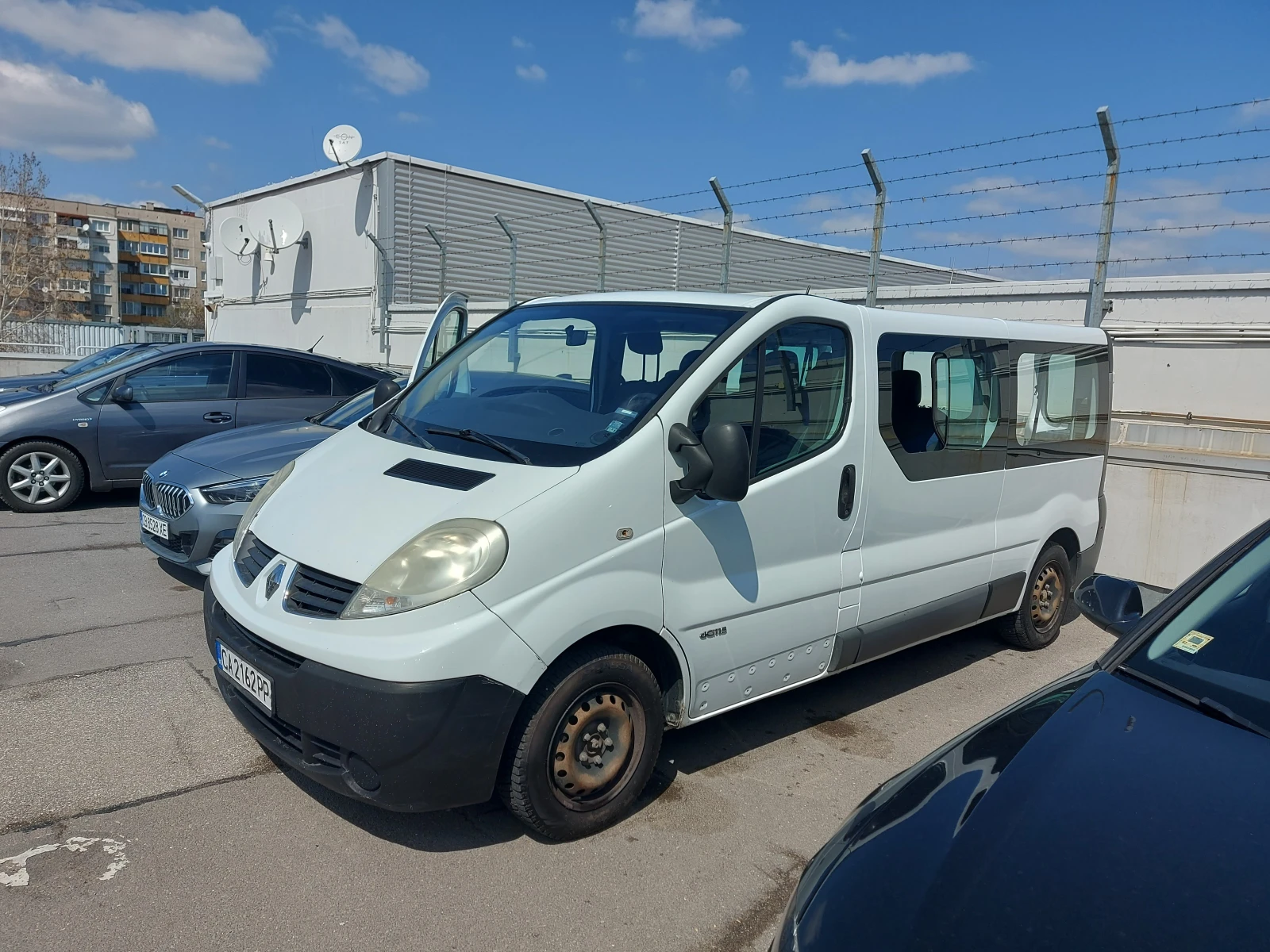 Renault Trafic 2.0 DCI - изображение 5