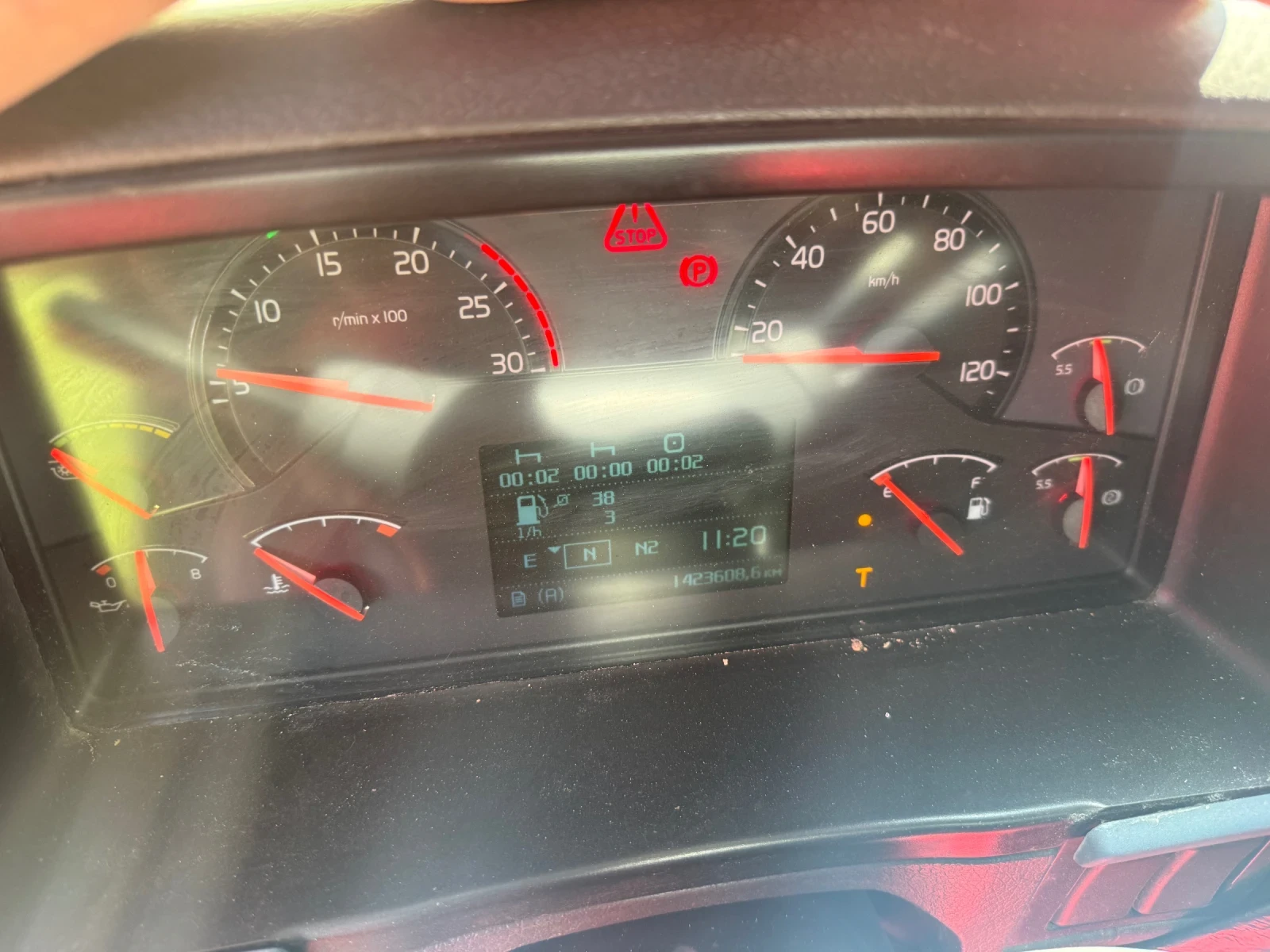 Volvo Fh FH440 Euro5, снимка 9 - Камиони - 55123282