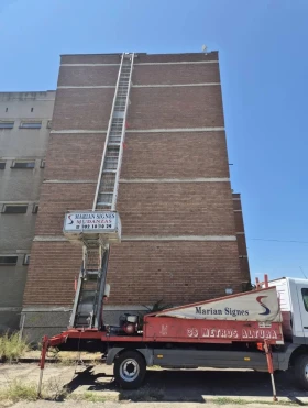 Автовишка Mercedes-Benz, снимка 3