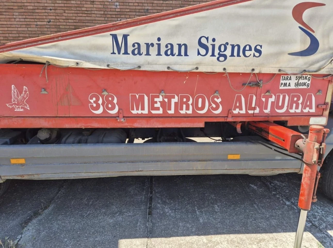 Автовишка Mercedes-Benz  - изображение 4