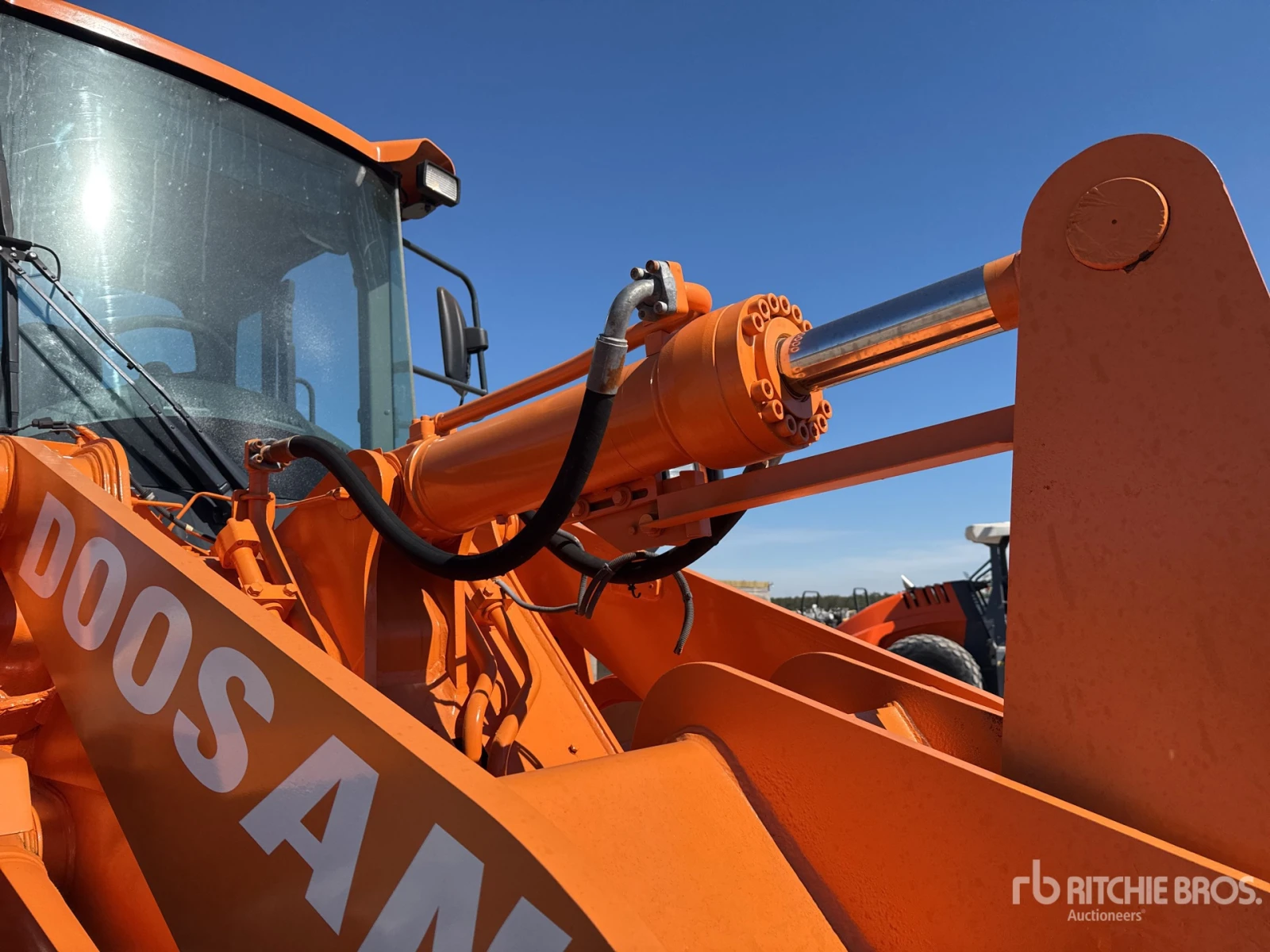 Челен товарач DOOSAN 2014 Doosan DL250-3, снимка 17 - Индустриална техника - 55285348