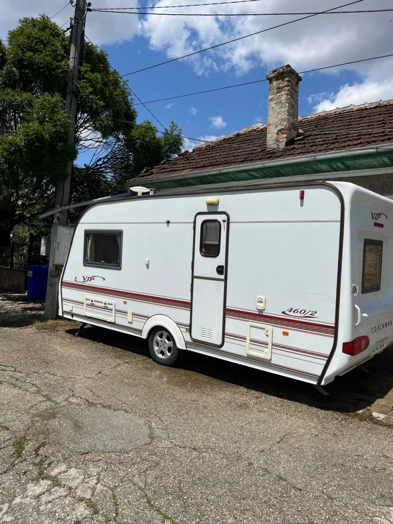 Каравана Coachmen Vip, снимка 5 - Каравани и кемпери - 47728705