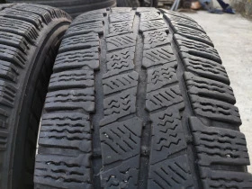 Гуми Зимни 235/65R16, снимка 2 - Гуми и джанти - 44190459