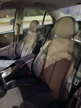 Mercedes-Benz E 200, снимка 9