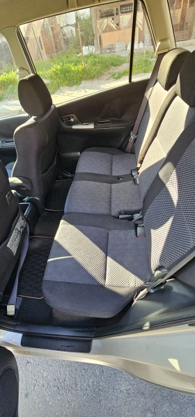 Toyota Corolla verso, снимка 9